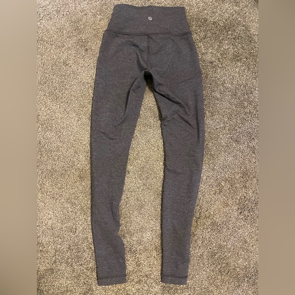 lululemon legging unique style - Picture 3 of 3